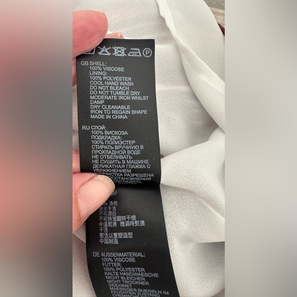 REISS Josephine ikat flippy berry mini skirt Chiffon Party Summer NWT Size 8 - Picture 6 of 8